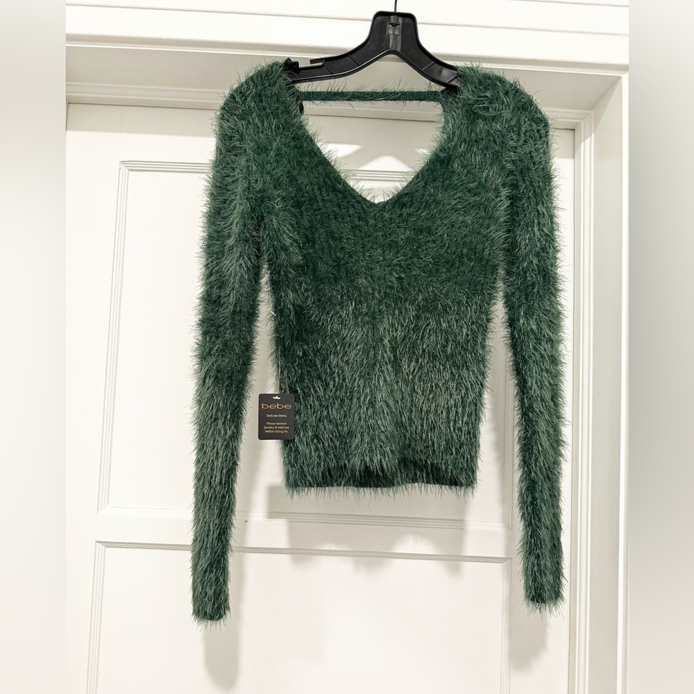 Bebe Eyelash V Neck ribbed sweater